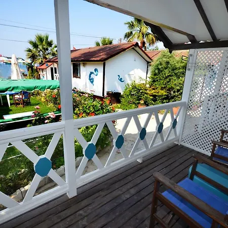 Blu Brezza Marine אכסניה היסרונו